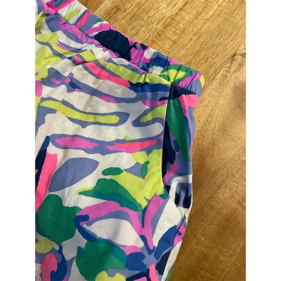 Lilly Pulitzer Girls Sam Skort Size S (4-5) Havin A Blast Print Pockets - Picture 2 of 5